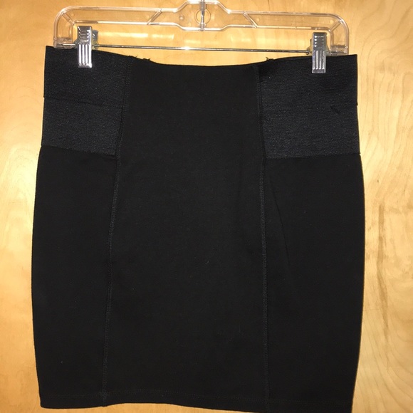 Black Pencil Skirt - Picture 1 of 3
